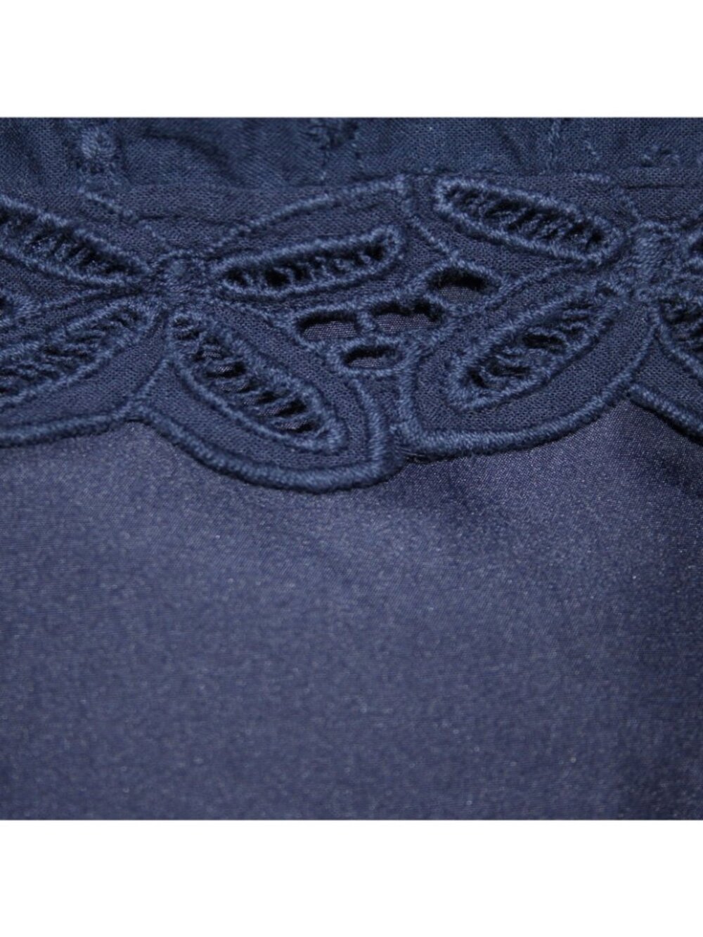 BB Dakota Dress Sz 6 Navy Blue Embroidered Round Neck Sleeveless Cotton Dress - Picture 8 of 10